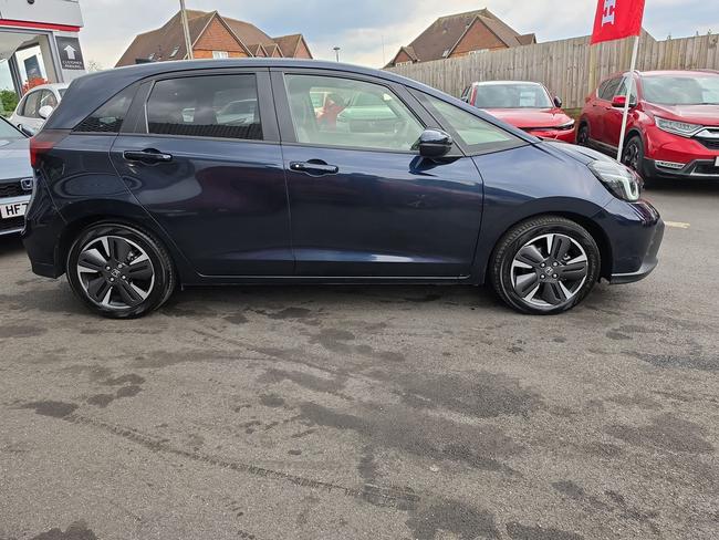Honda Jazz Photo 36fe40be-793e-49e8-9e82-dafb3d889d13.jpg
