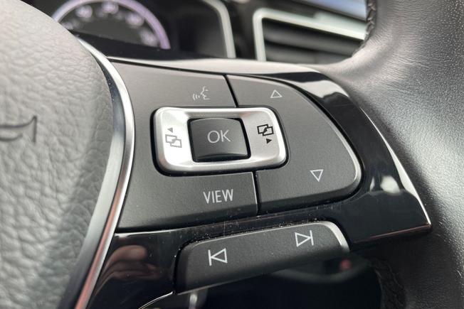 VOLKSWAGEN Polo Photo 18
