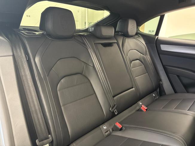 Porsche Cayenne Photo 29