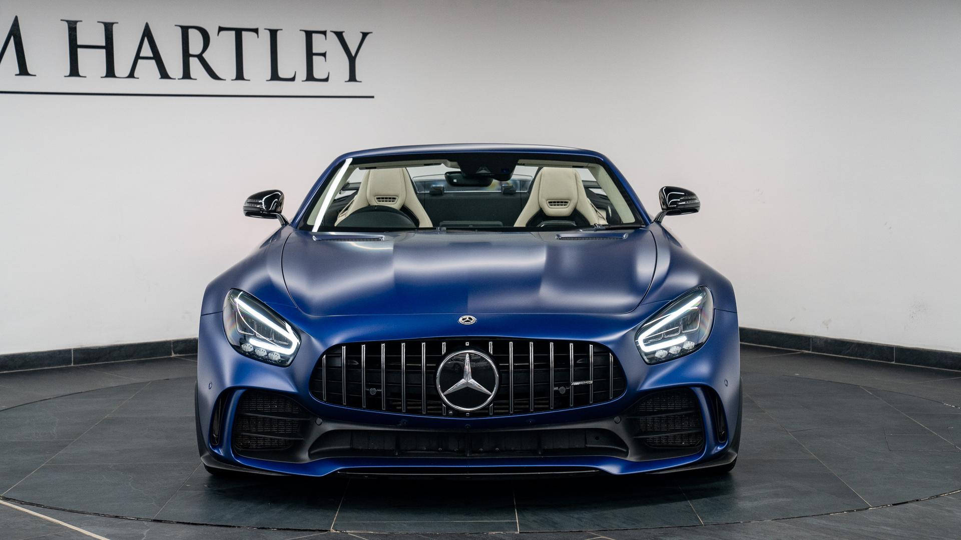 Mercedes-Benz AMG GT Photo 3725b38e-7898-4e5c-8e40-00f09a99e0d3.jpg