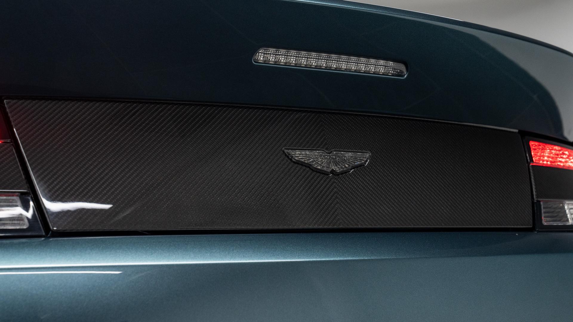 Aston Martin Vantage Photo 372816cf-2c82-4a31-85cb-2a6652f17956.jpg