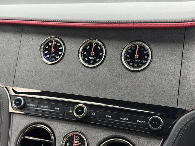 BENTLEY Continental Photo 12