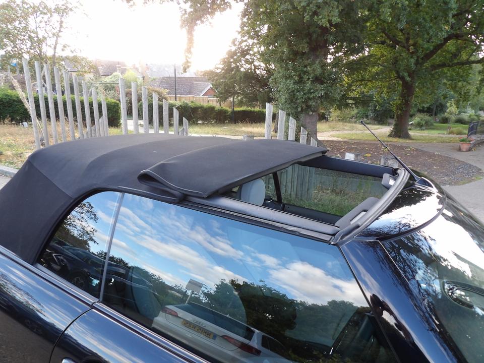 Used MINI Convertible GF72YJC 32