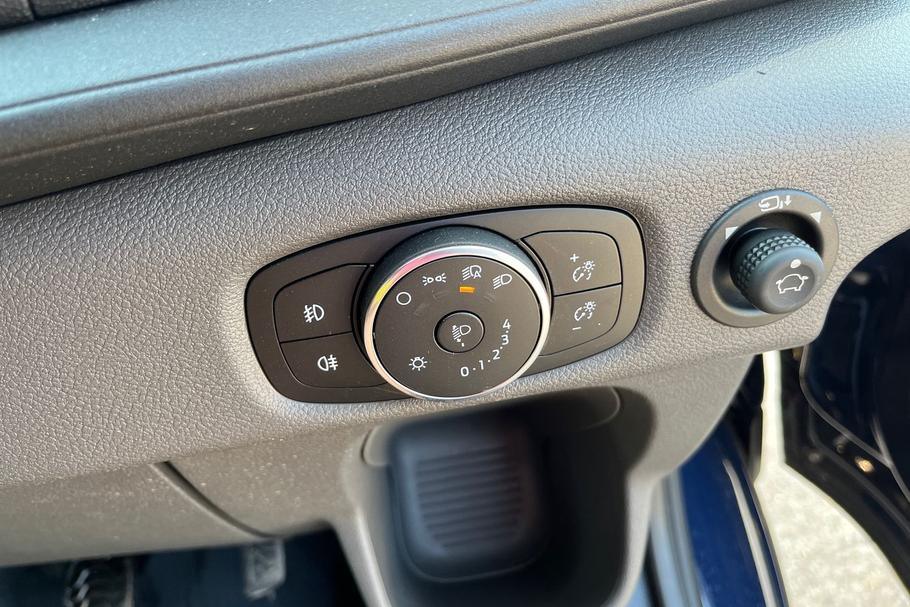 Used Ford TRANSIT YS75KYJ 32