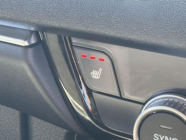 Honda HR-V Photo 374d8568-63c7-43b1-a921-8aaf2ad10a9b.jpg