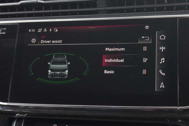 AUDI Q7 Photo 36