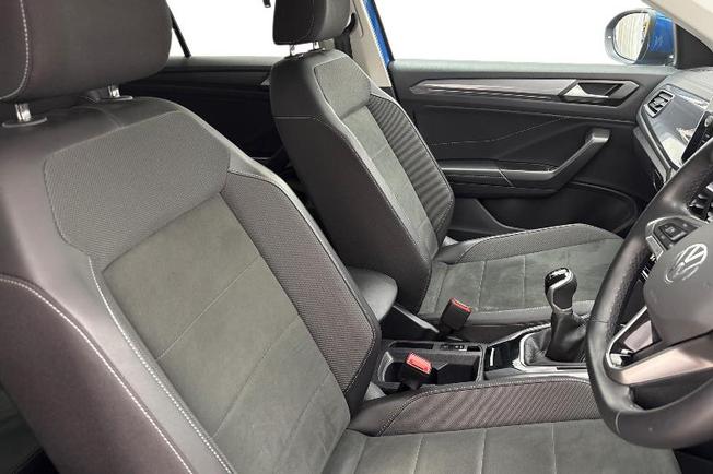 VOLKSWAGEN T-Roc Photo 10