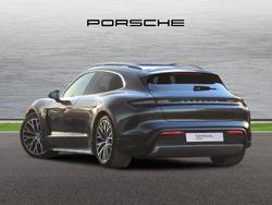 PORSCHE Taycan Photo 2