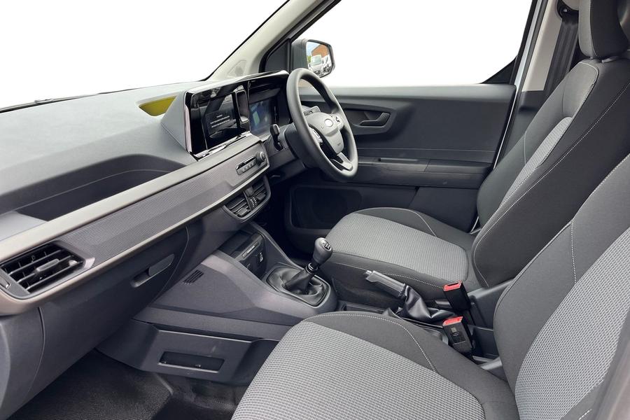 Ford TRANSIT COURIER Photo 37761da5-6e4d-44d6-b13a-c247f3ef6b55.jpg
