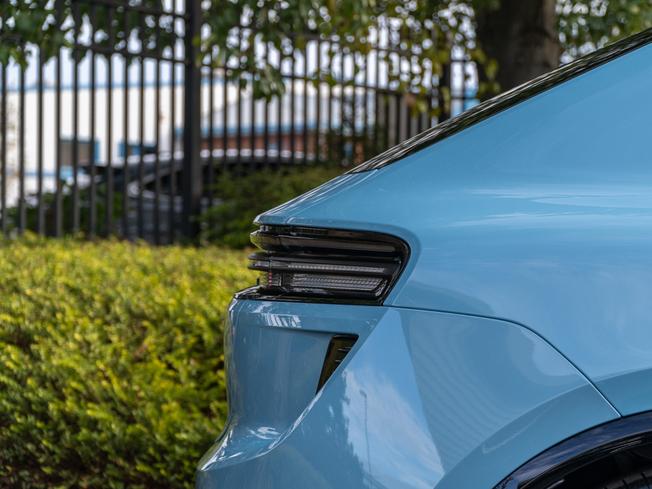 PORSCHE Macan Photo 39