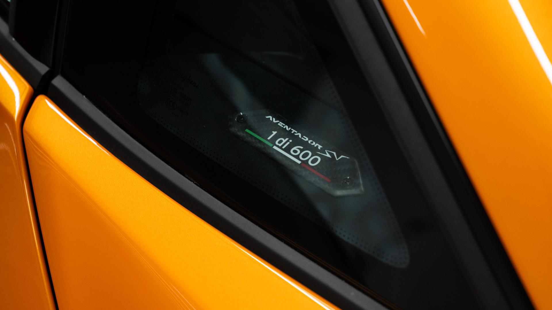 LAMBORGHINI Aventador Photo 377855bf-7f01-4cc7-8ed3-e73474388a3c.jpg