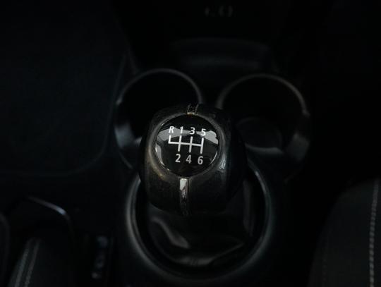 MINI Hatch Photo 37790633-71e3-4829-b882-4f72687df1c5.jpg