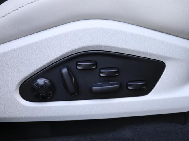 Porsche Macan Photo 13