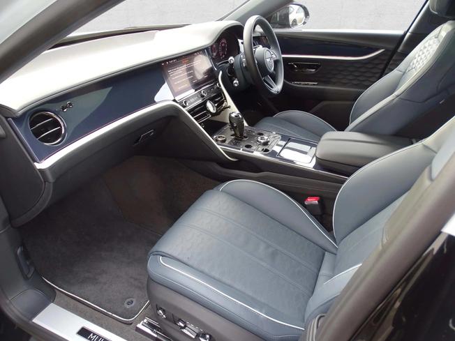 BENTLEY Flying Spur Photo 2