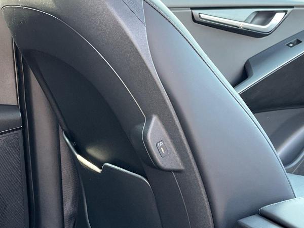 Kia Niro Photo 37a72f0d-8fac-42de-a12e-e2fff59055ac.jpg