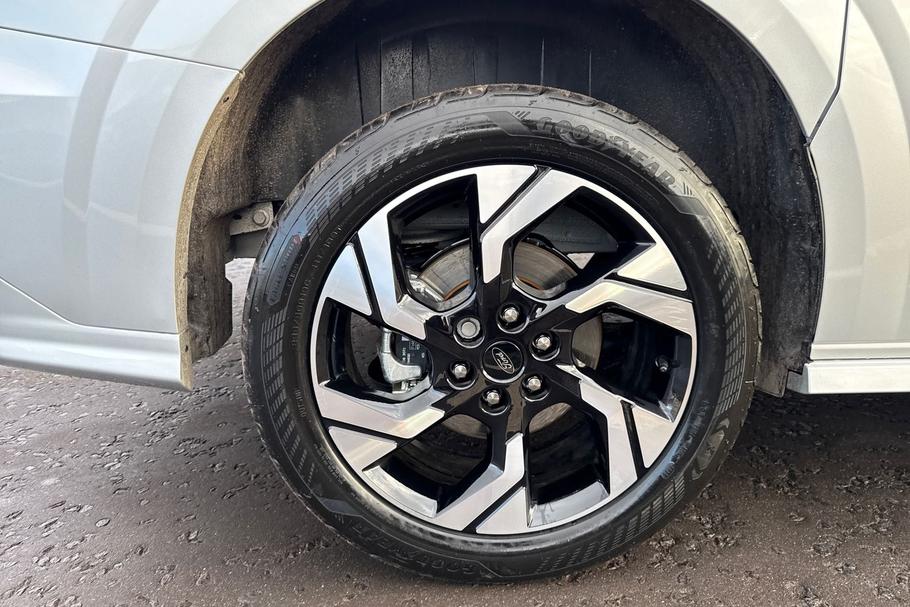 Used Ford TRANSIT CUSTOM L1DCIVSPORT2 18