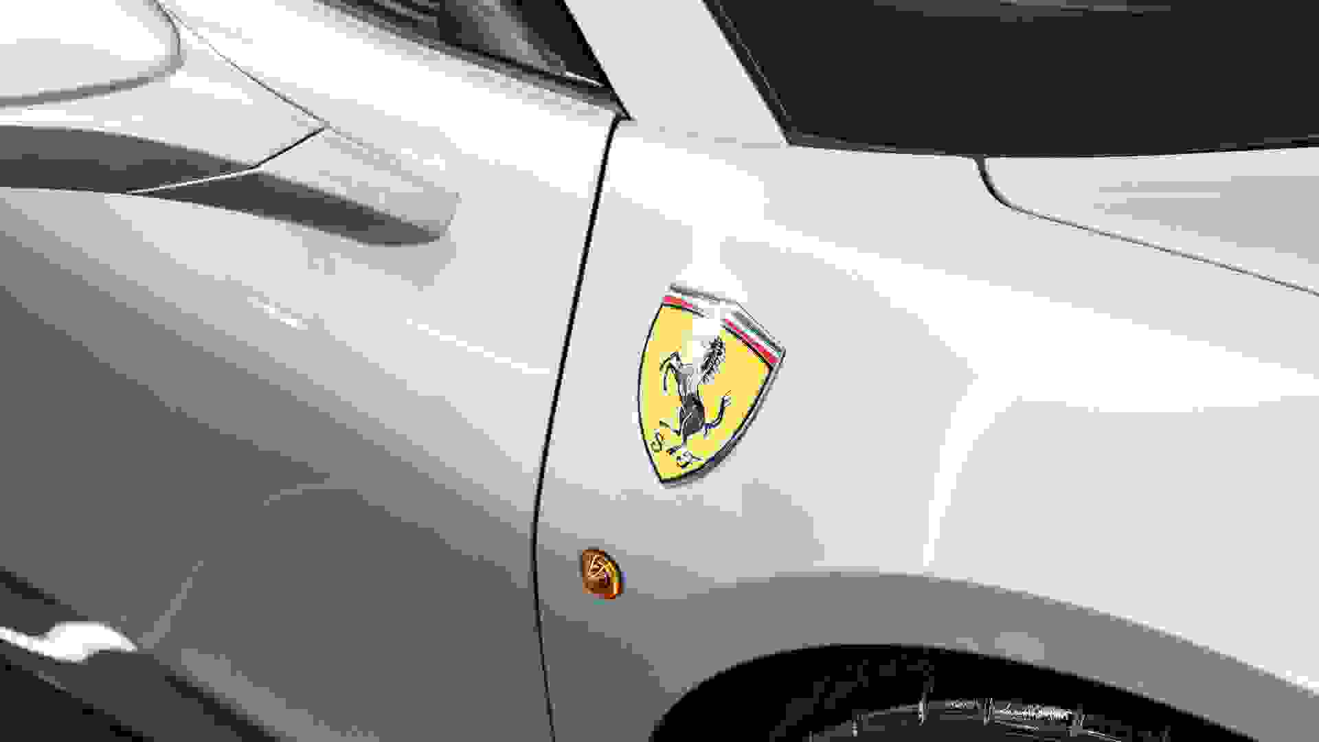 Ferrari 488 Photo 37bd567d-7ca8-47e8-972d-74f1ca698c4c.jpg