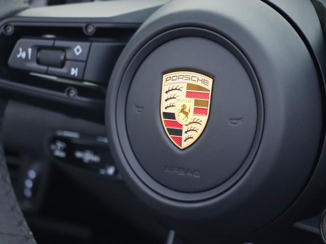 PORSCHE 911 Photo 41