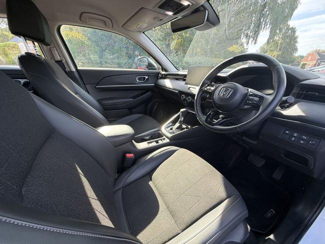 Honda HR-V Photo 37e1a0fe-75cd-4650-a3b8-d8ae3456a4c2.jpg