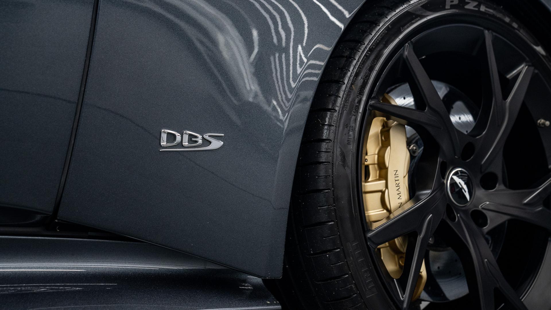 Aston Martin DBS Photo 37eb1bae-e7cb-432d-a5ec-d7579aca0eb7.jpg