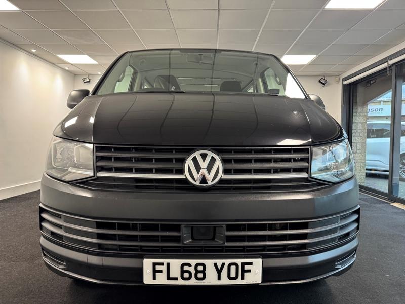 Volkswagen Transporter Shuttle Photo 37eb5a5a-6b6c-49e1-9727-ead99231a446.jpg