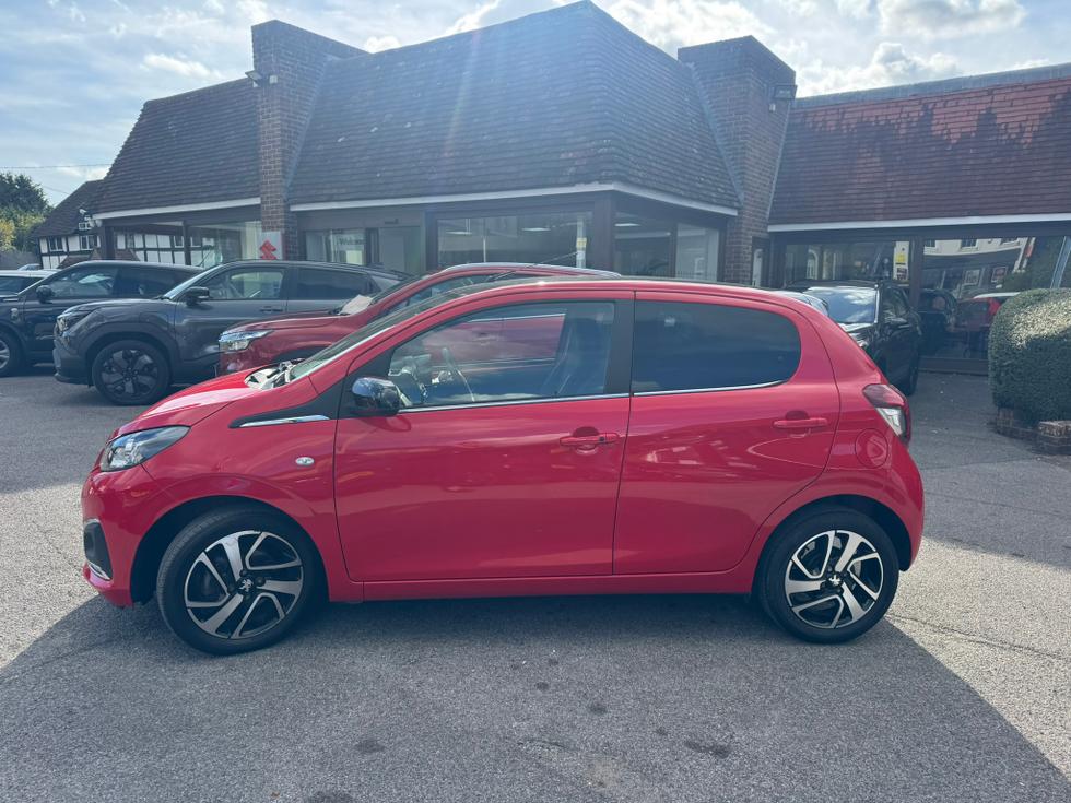Peugeot 108 Photo 37f6025e-8cae-4d92-a7f0-07bb2c7a62d6.JPEG