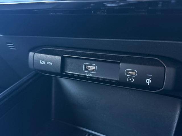 Kia Niro Photo 37f76092-400a-4781-84d0-800fdc363e54.jpg