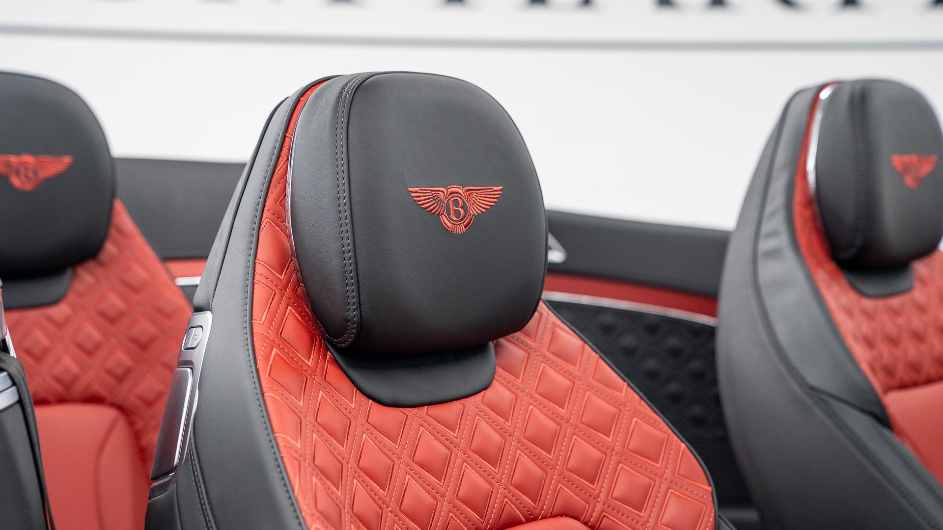 Bentley Continental Photo 37fd53ac-4ed7-4eac-8d62-8ace1bc8059b.jpg