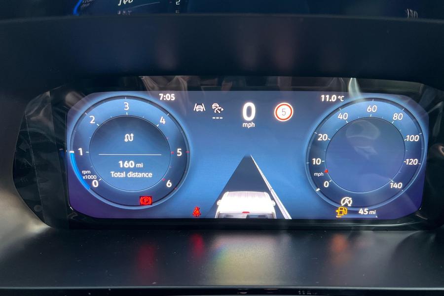 Ford TRANSIT CONNECT Photo 381f2d46-06c8-4efe-a3dd-87d74a46d549.jpg