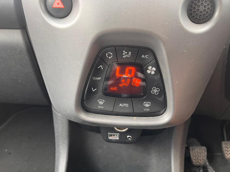 Used Toyota Aygo FY20VPO 9