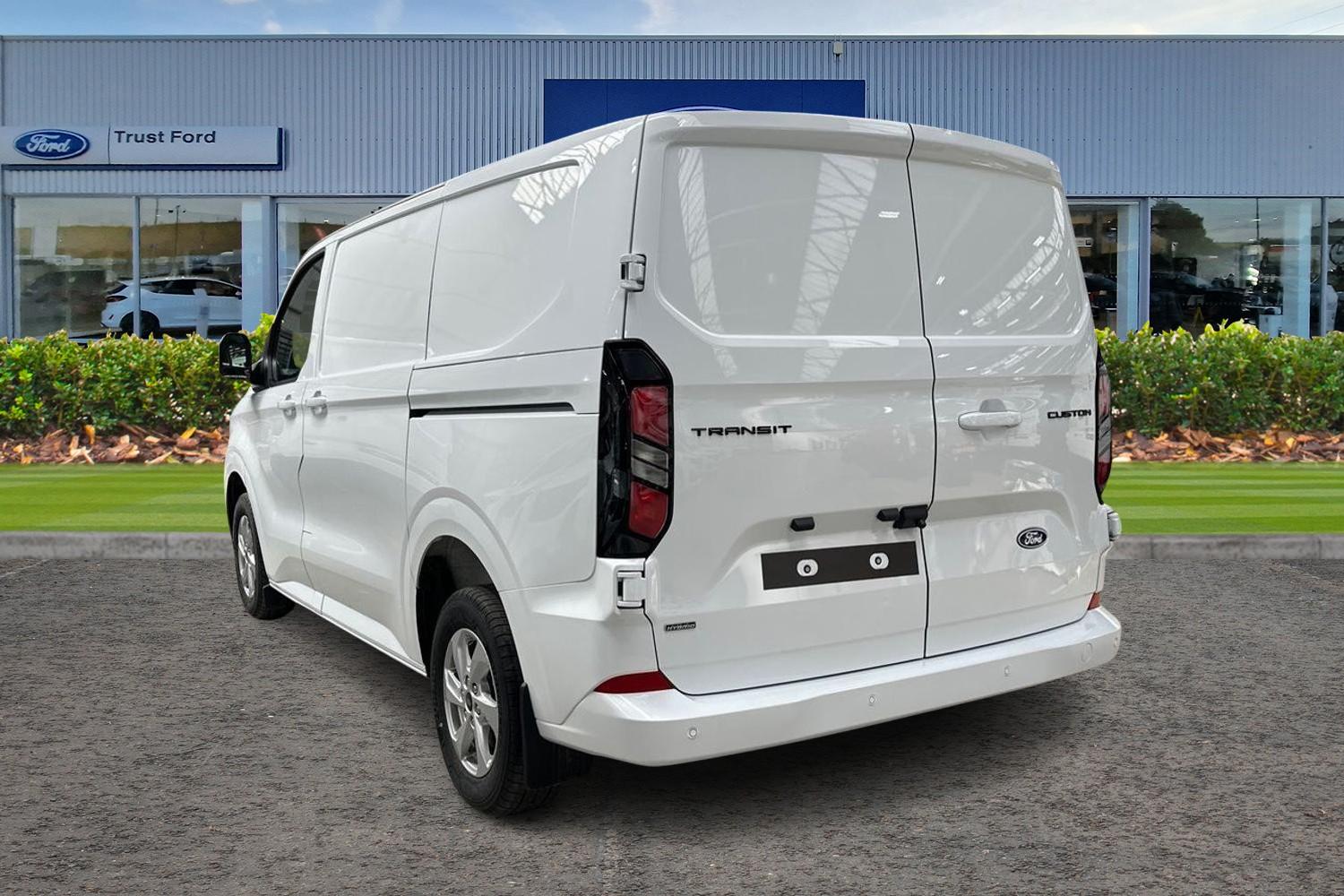 Ford TRANSIT CUSTOM Photo 1