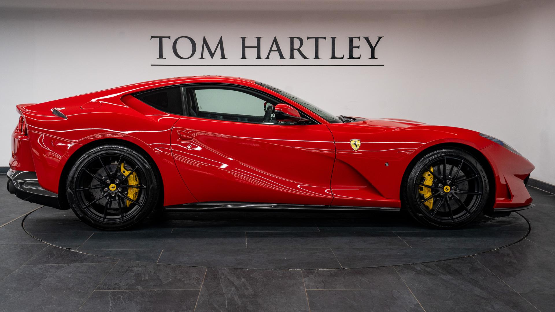 Ferrari 812 Superfast Photo 385d19c2-1d73-4fc2-88e5-c01516552a71.jpg