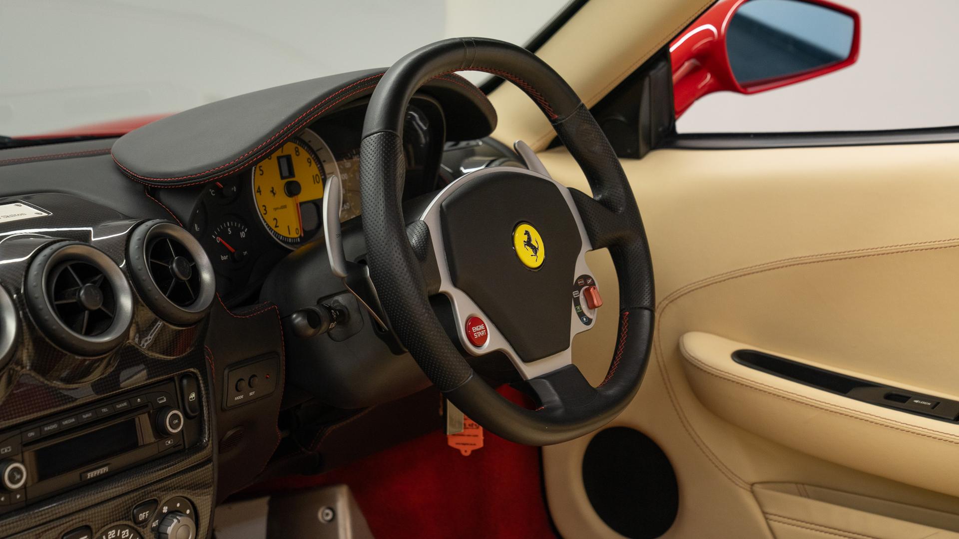 Ferrari F430 Photo 3886a705-e76c-486a-8c44-a050e62961b8.jpg