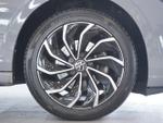 Volkswagen Golf Photo 1