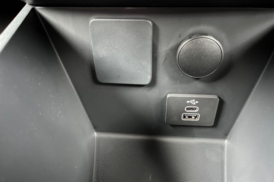 Used Ford E-TRANSIT COURIER 65/N103791 21