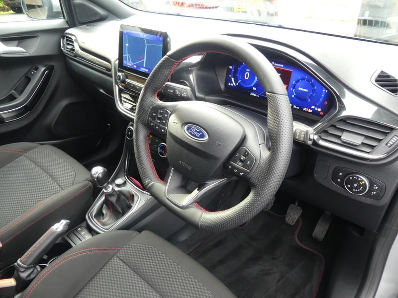 Ford Puma Photo 388e92b9-5729-4fd8-822f-6d5af48b39d1.jpg