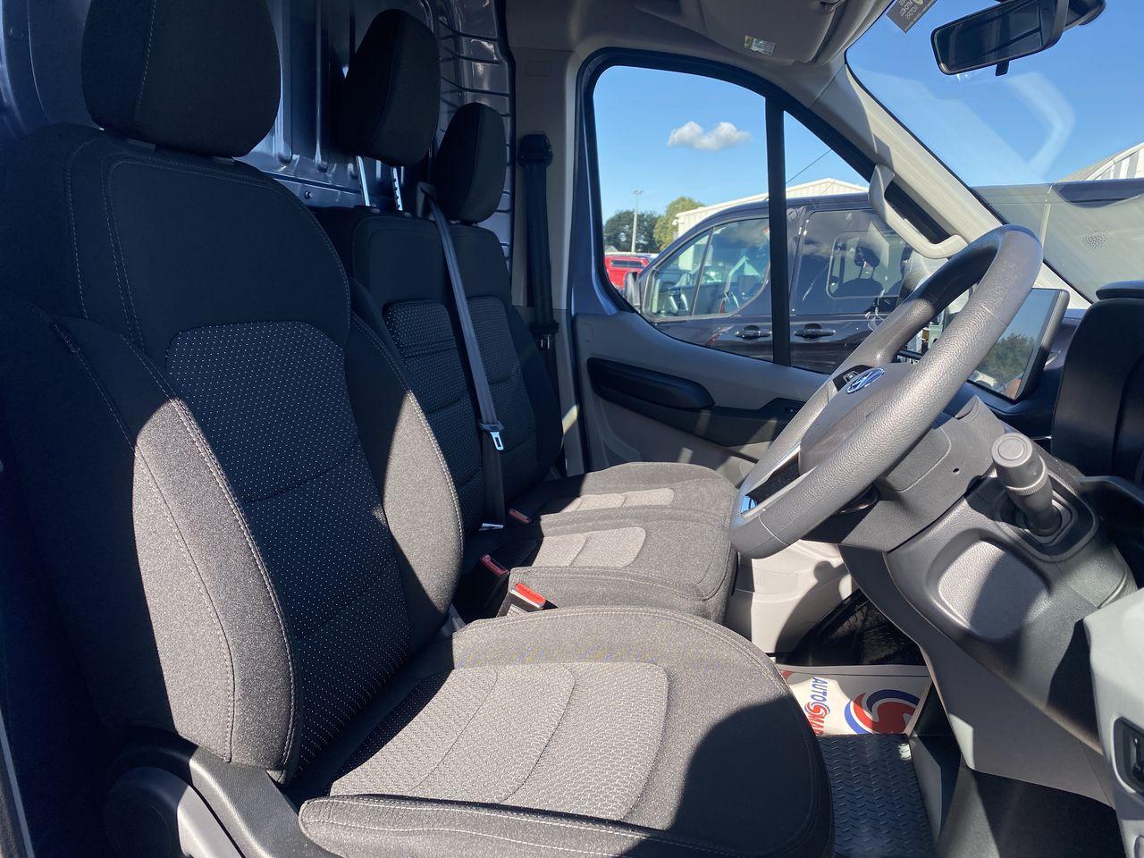2026 MAXUS DELIVER 9 LWB FWD 2.0 D20 150 High Roof Van - vehicle photo 9 for sale on PureCar