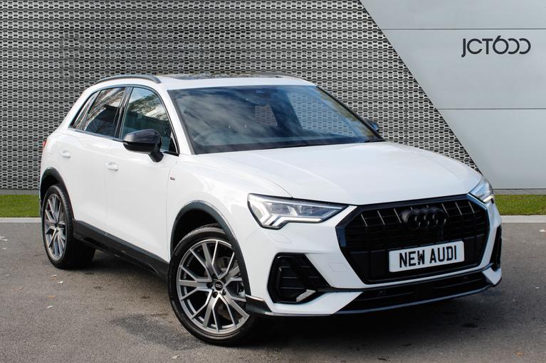 Used 1900 AUDI Q3 Audi Q3 Black Edition 35 TFSI 150PS S Tronic Glacier White at JCT600