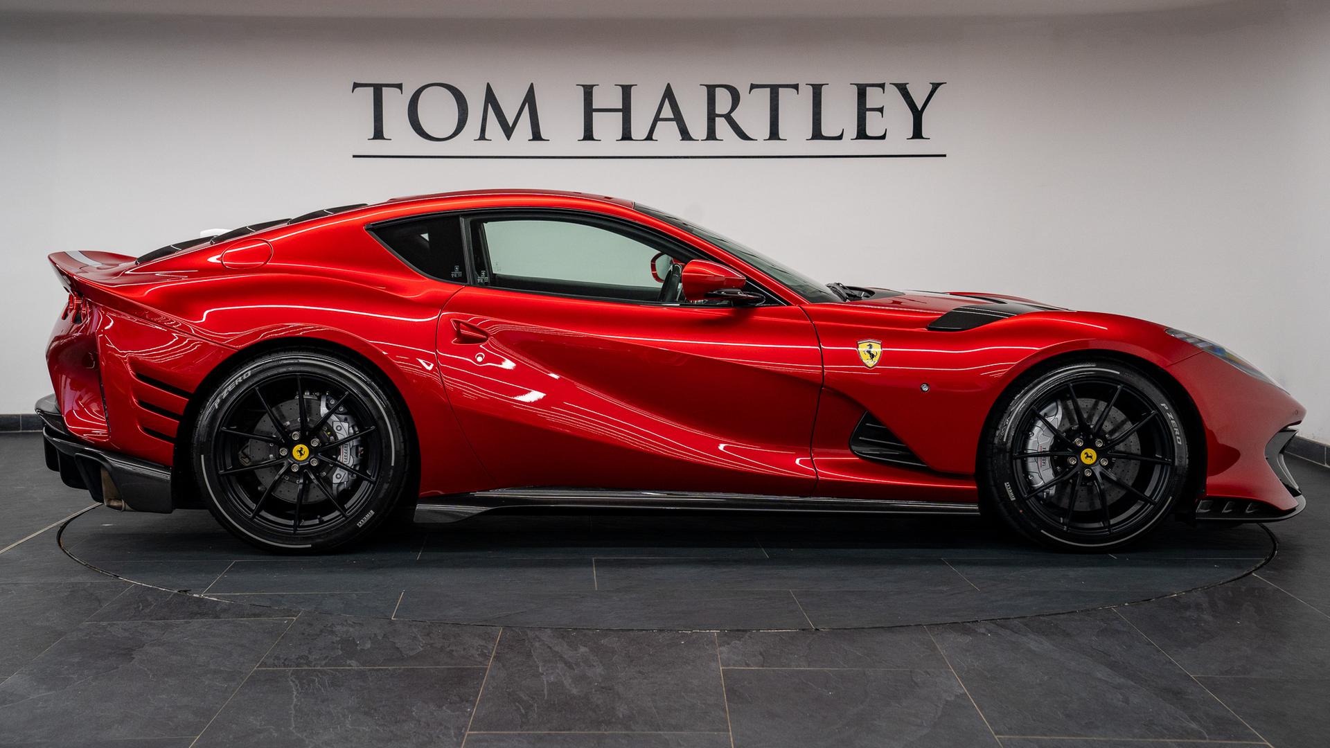 Ferrari 812 Photo 38af701d-bf6e-46dc-b017-e4180b99cedf.jpg
