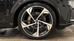 Audi Q7 Photo 5