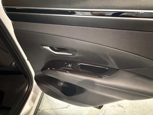Hyundai TUCSON Photo 38c3369b-98d9-45a8-94d3-8dfe3dce6761.jpeg