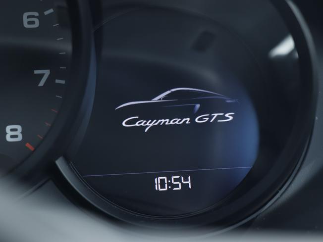 PORSCHE 718 Cayman Photo 53