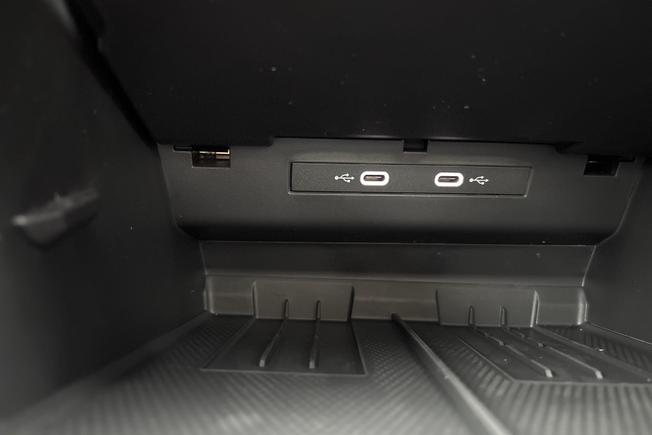 VOLKSWAGEN  Tiguan  Photo 22