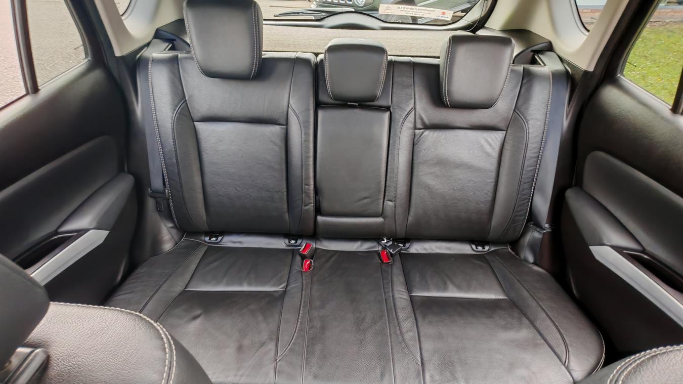 Used Suzuki SX4 S-Cross KL19KWX 26