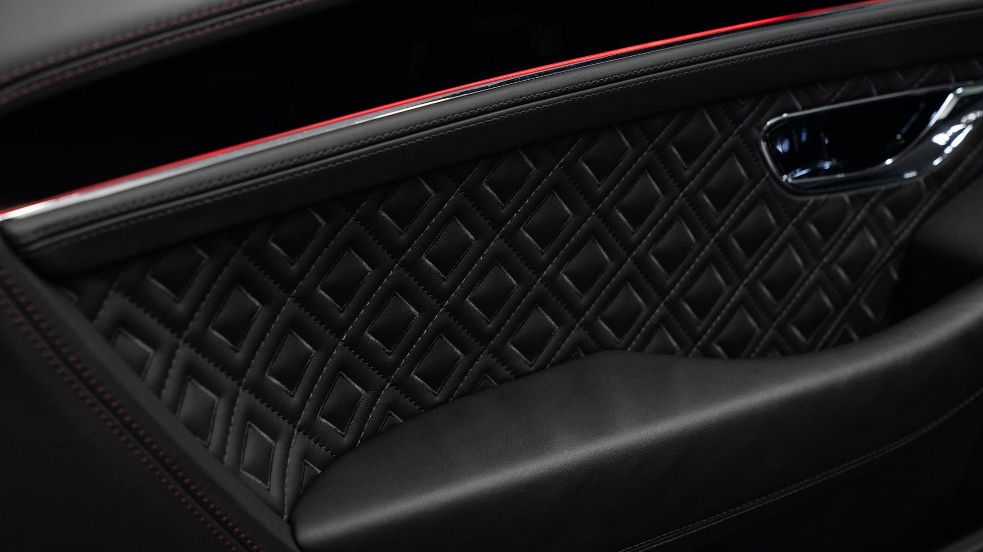 Bentley Continental Photo 39748a5b-30ba-408c-9111-5443101abdbf.jpg