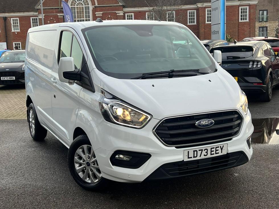 Ford Transit Custom Photo 3975b823-12d5-4451-bd67-7b44f9ab1d83.jpg