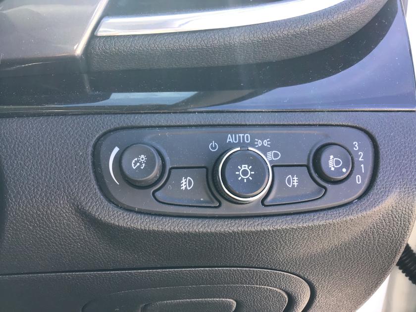 Vauxhall Mokka X Photo 398767d3-2929-4933-8d6e-544fba44bfcf.jpg