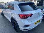 Volkswagen T-Roc Photo 1