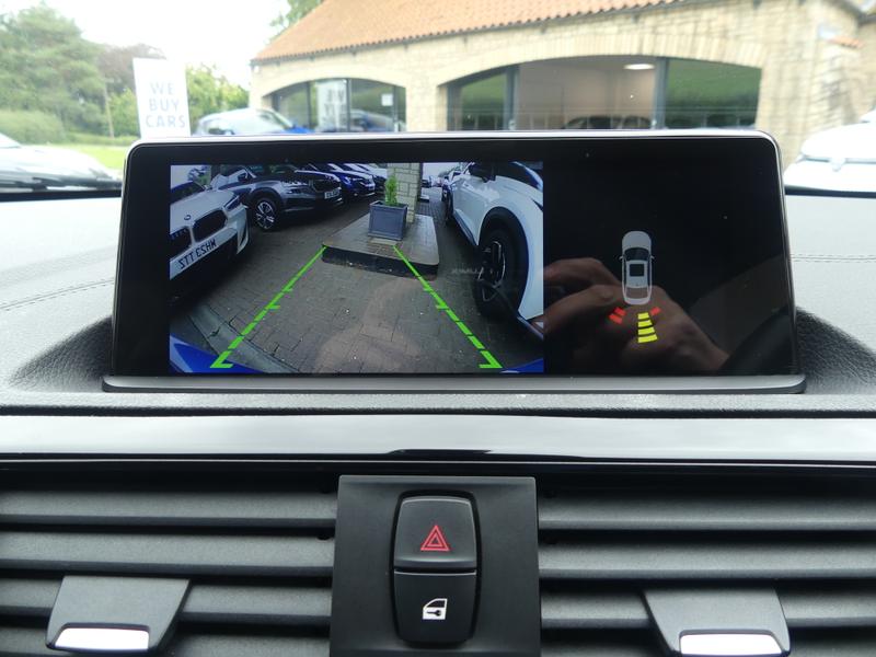 BMW 2 Series Photo 39d84169-d5de-4469-a166-1c5c1ce15ac6.jpg