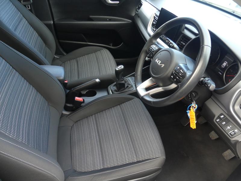 Kia Stonic Photo 39dab258-ecad-4ff1-b845-c4a3f23e550f.jpg